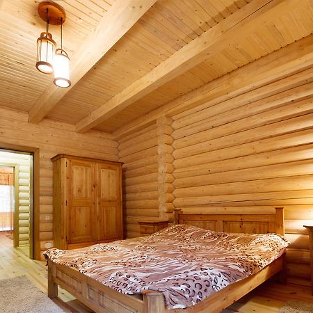 Gans Hotel Bukovel Exteriör bild
