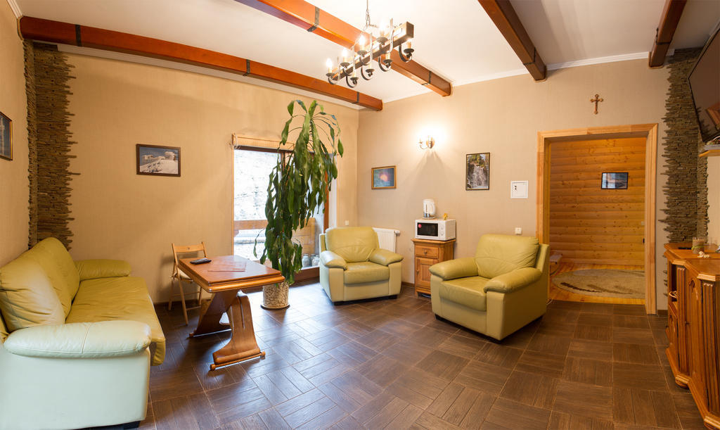 Gans Hotel Bukovel Exteriör bild